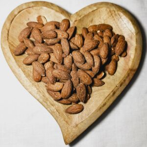 mandle pražené solené nelúpané – chrumkavý snack plný chuti